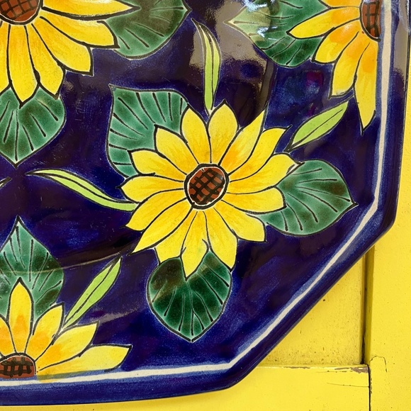 Talavera Pottery Hand Painted Mexico Yellow Blue Sunflowers Flower Square Plate - Picture 3 of 6